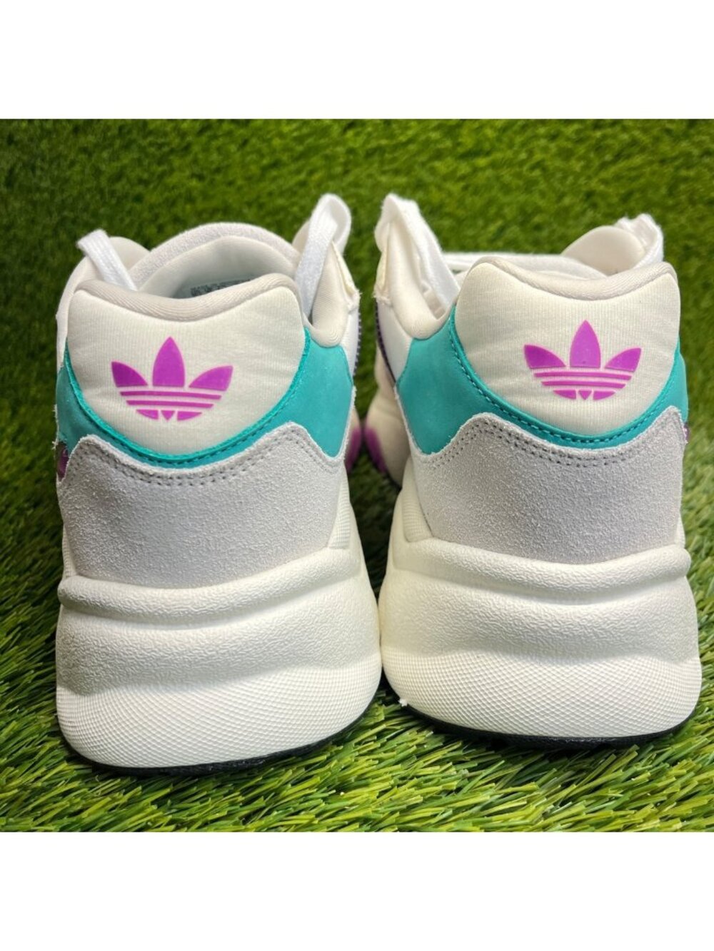 Adidas Retropy F90 Mens Size 10.5 Off White Sonic Fuchsia Running Shoes Sneakers